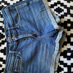 Hollister Women's Classic Blue Denim Shorts